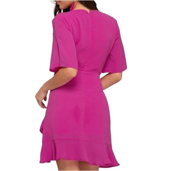 She + Sky‎ Women’s Medium Hot Pink Flare Ruffle V-Neck Mini Dress Barbie - Picture 16 of 16